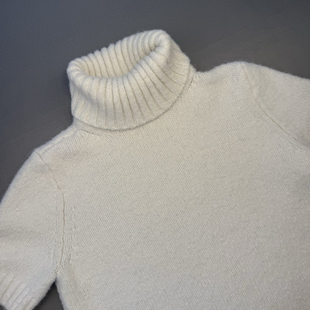 Abercrombie & Fitch Turtleneck Sweater Ivory Short Sleeve Size Small